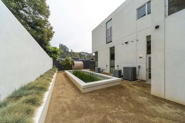 13625 garden 1