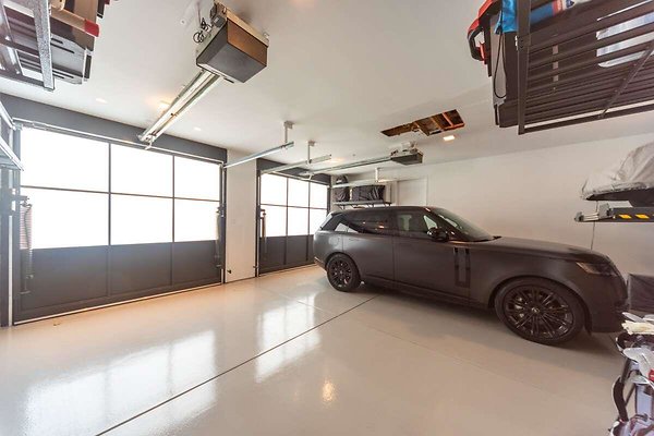 13992 garage 2
