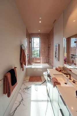 13992 bath 9