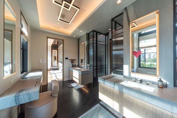 13992 bath 1