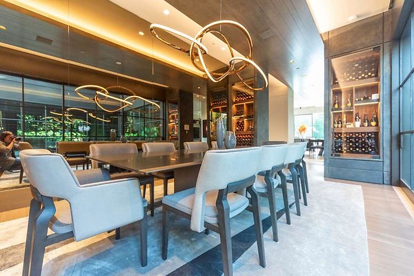 13992 dining 7