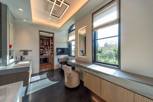 13992 bath 2