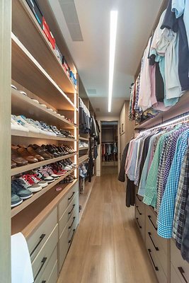 13992 closet 3