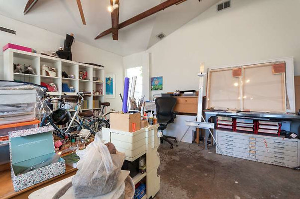 5654 garage 4