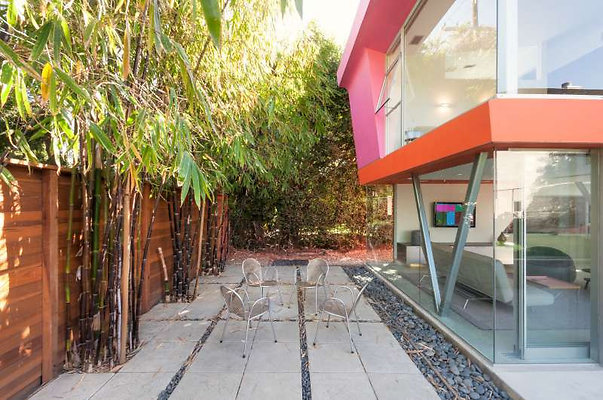 5654 patio 2