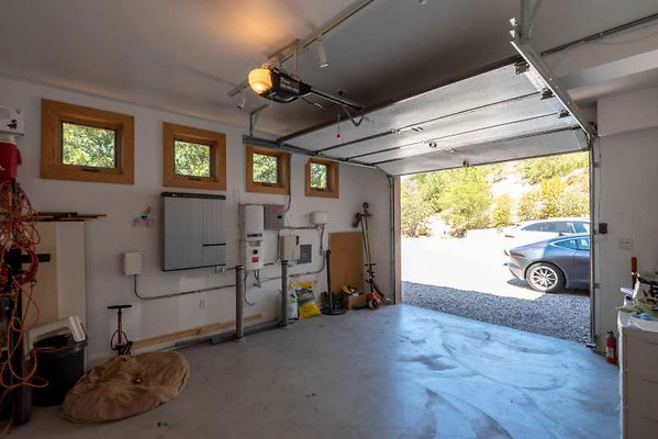 12366 garage 1