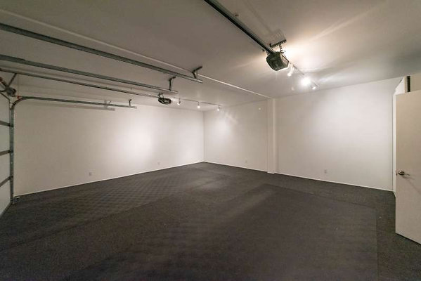12366 garage 3