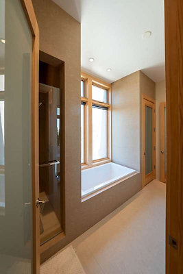 12366 bath 7