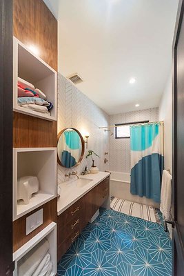 13997 bath 7