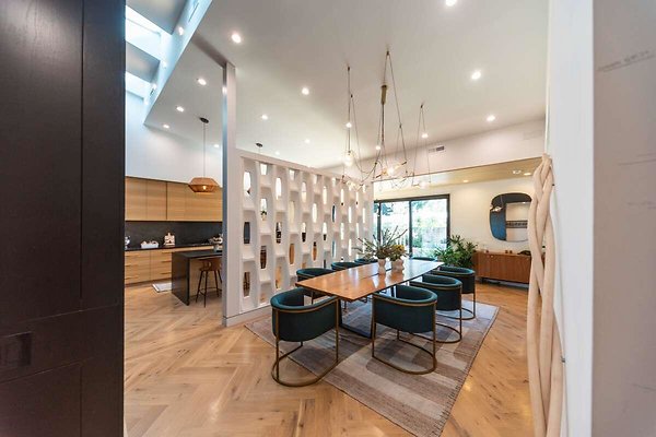 13997 dining 2