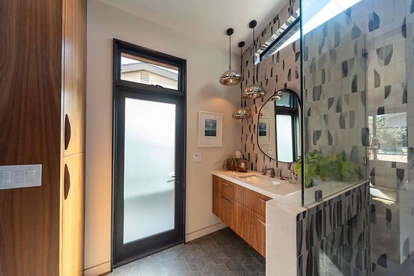 13997 bath 11