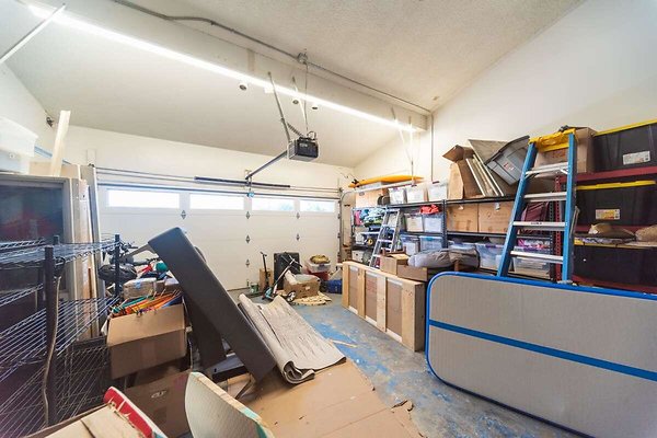 13997 garage 2