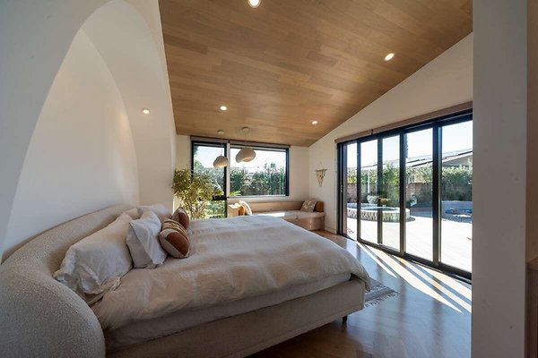 13997 bed 2