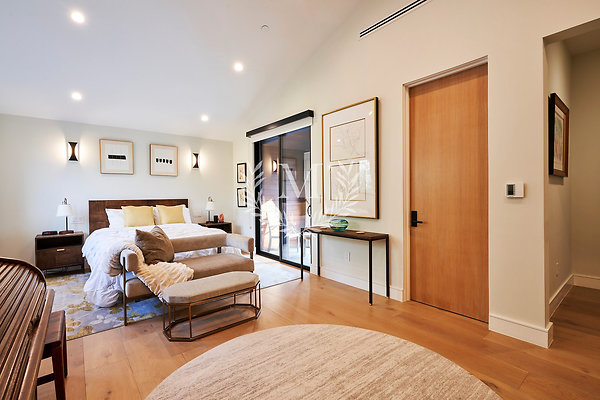 13020-GreenleafSt 36