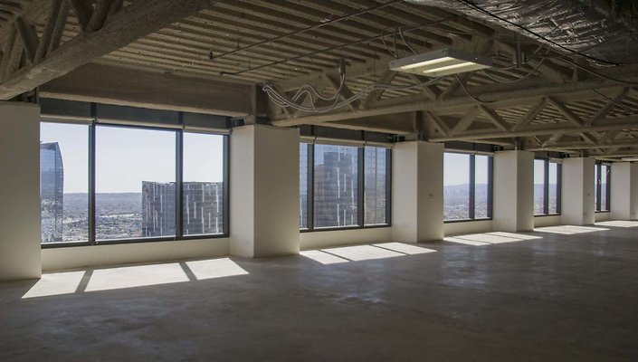 Ernst-Young-Plaza-Suite-3250-004