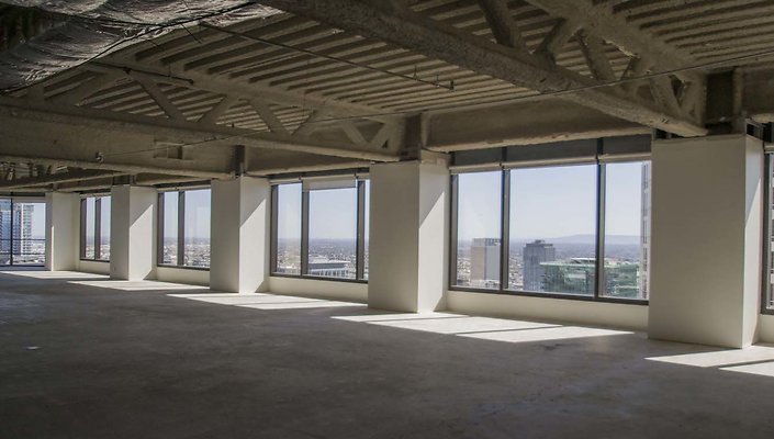Ernst-Young-Plaza-Suite-3250-005
