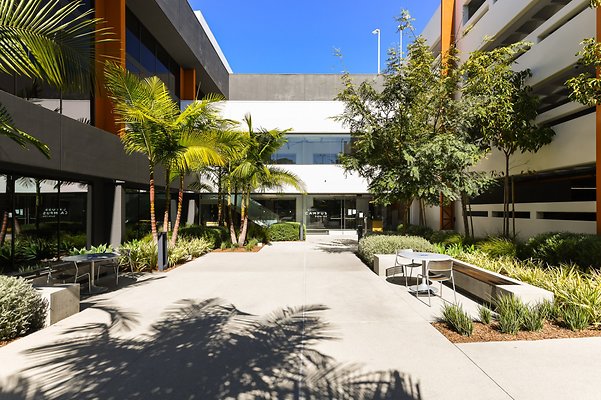 UNIVERSAL-B585-ELSEGUNDO*-49