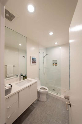 12310 bath 4