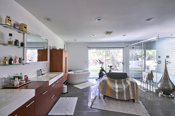 12945 bath 1