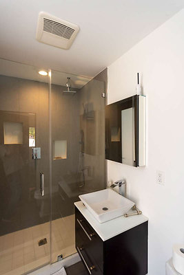 12945 bath 6