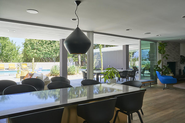 12945 dining 3