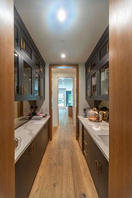 13860 dining 7