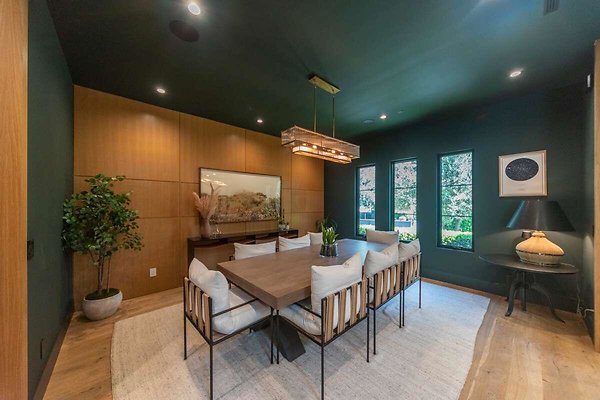 13860 dining 2
