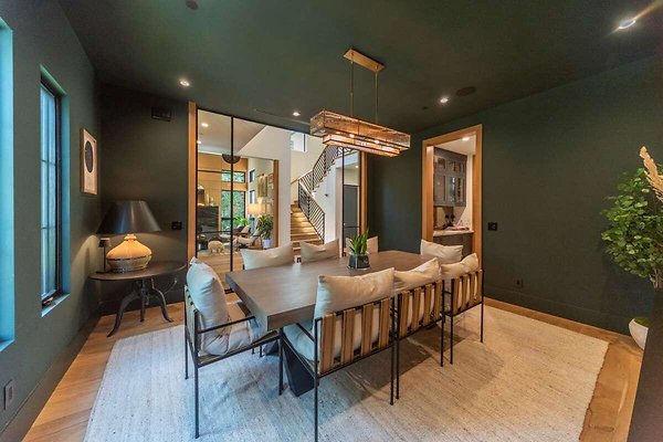 13860 dining 3