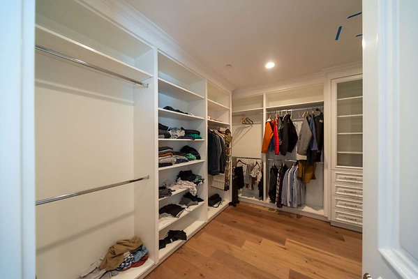 13474 closet 1