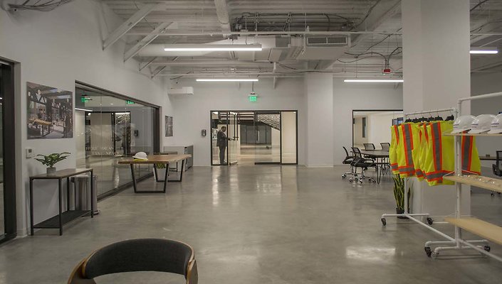 CMC-California-Market-Center-Conference-Room-06