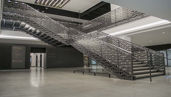 CMC-California-Market-Center-Lobby-Staircase-07