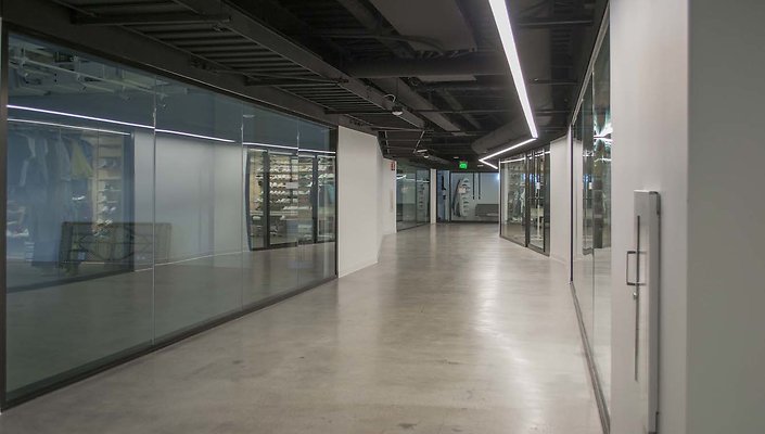 CMC-California-Market-Center-Lobby-Staircase-24