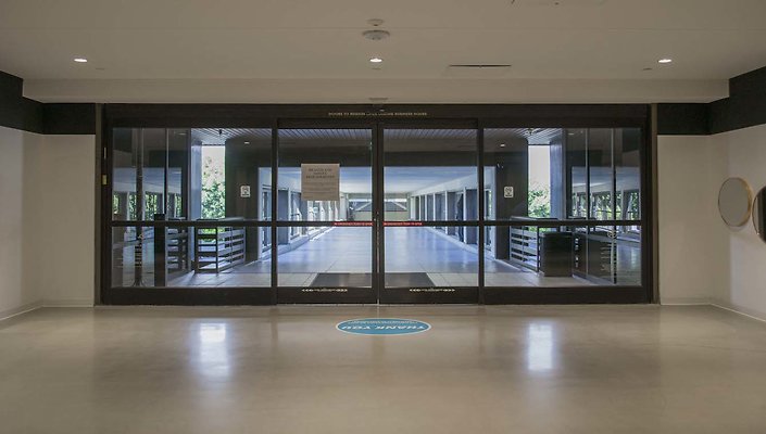 CMC-California-Market-Center-Bridge-01