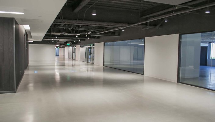 CMC-California-Market-Center-Lobby-Staircase-23