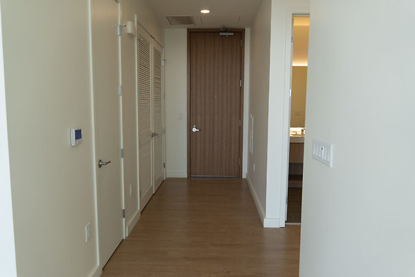 Landmark-Suite34thFloor03-e1691831902859
