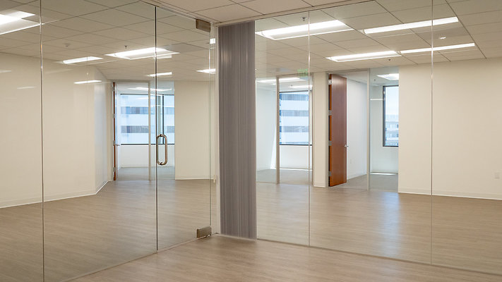 Landmark-II Suite1150-03
