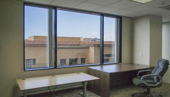 Landmark-II-Suite-300-20
