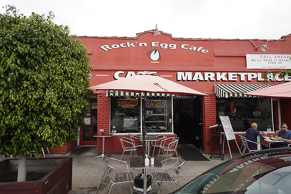 Rocn n Egg Cafe
