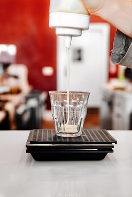 cool-coffee-shops-in-los-angeles-48798130
