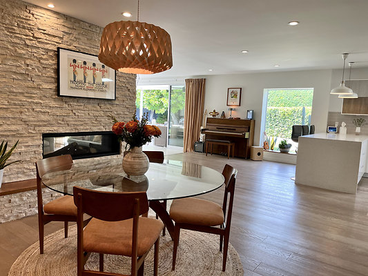 10139 dining 6