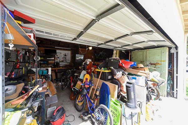 14096 garage 2