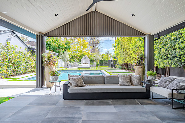 13307 patio 2