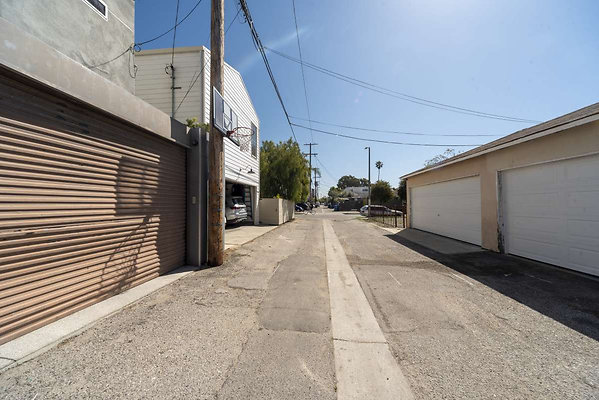 13661 street 2