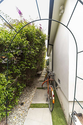 13660 garden 1
