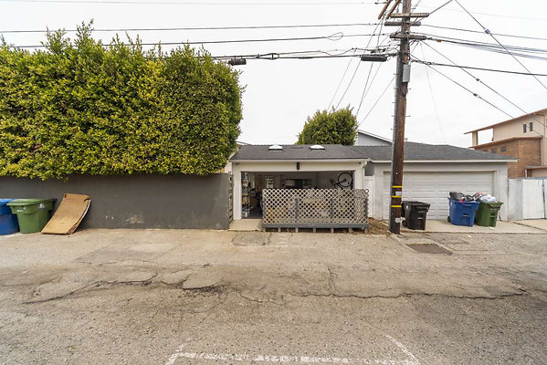 13660 garage 3