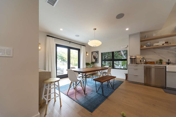 13660 dining 2