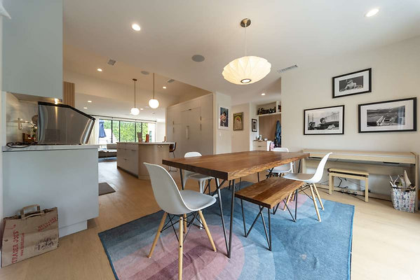 13660 dining 4