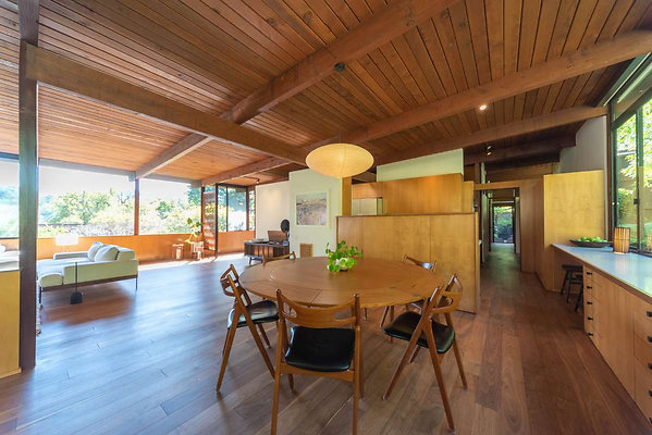 12668 dining 1