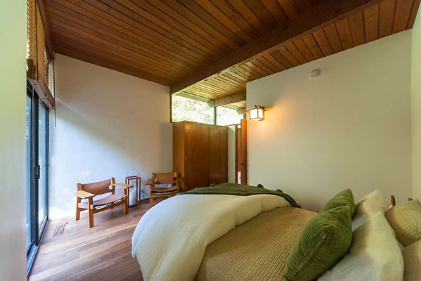 12668 bed 3