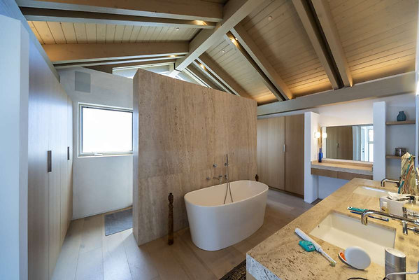13640 bath 2